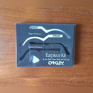 Vintage Oakley Sunglasses White Replacement Arms Blades Trigger Earpiece NEW